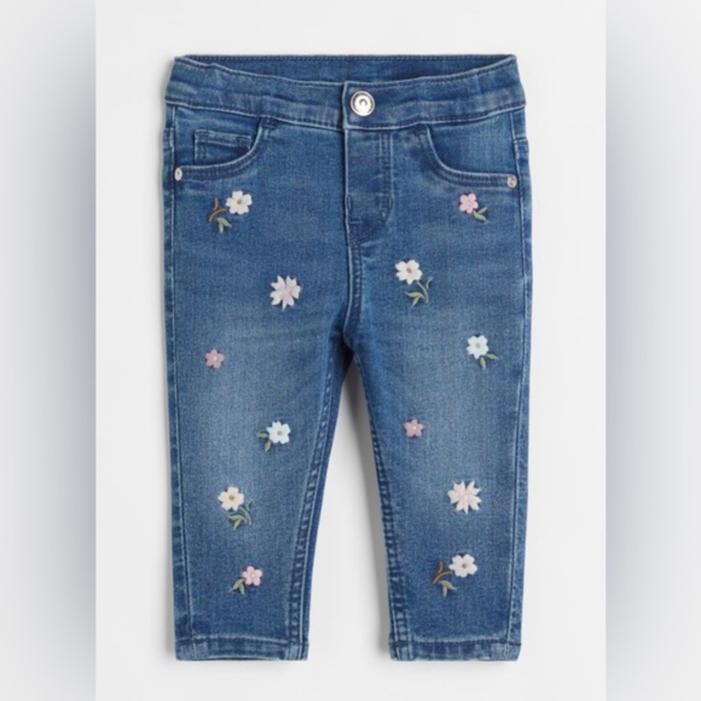 H&M Baby Girl 12-18m denim cotton Jeans Flowers patches